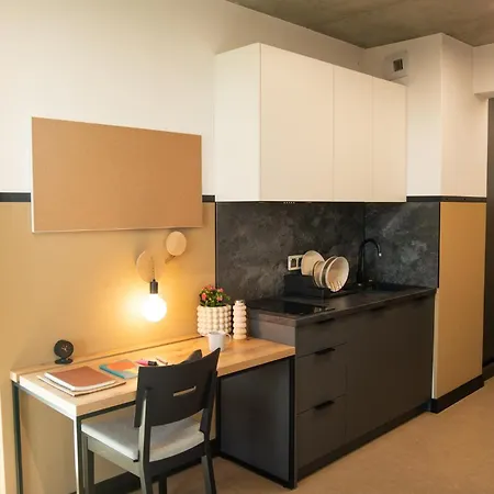 Ht Nest Coliving Apartment Warsaw Exterior photo