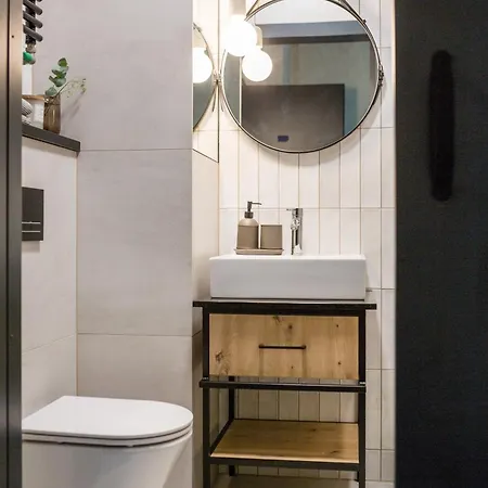 Ht Nest Coliving Apartment Warsaw Exterior photo