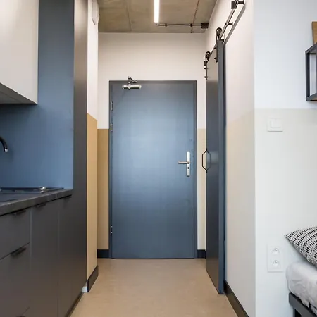 Ht Nest Coliving Apartment Warsaw Exterior photo