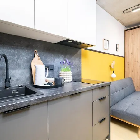 Ht Nest Coliving Apartment Warsaw Exterior photo