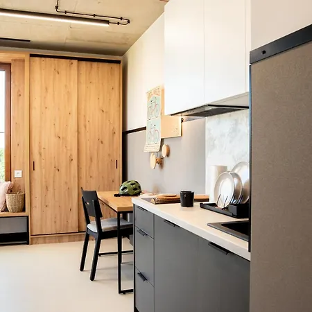 Ht Nest Coliving Apartment Warsaw Exterior photo