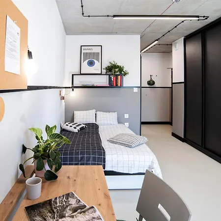 Ht Nest Coliving Apartment Warsaw Exterior photo